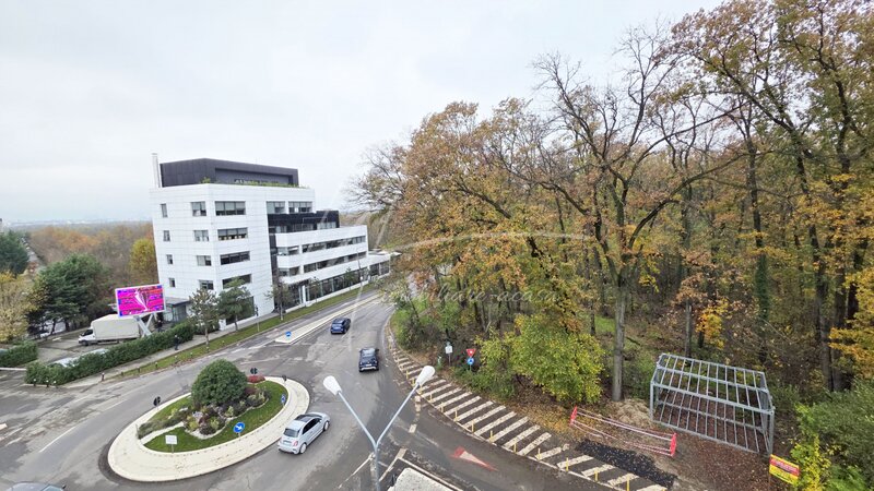 Baneasa. Oaza de liniste in apartament de lux, in padurea Baneasa